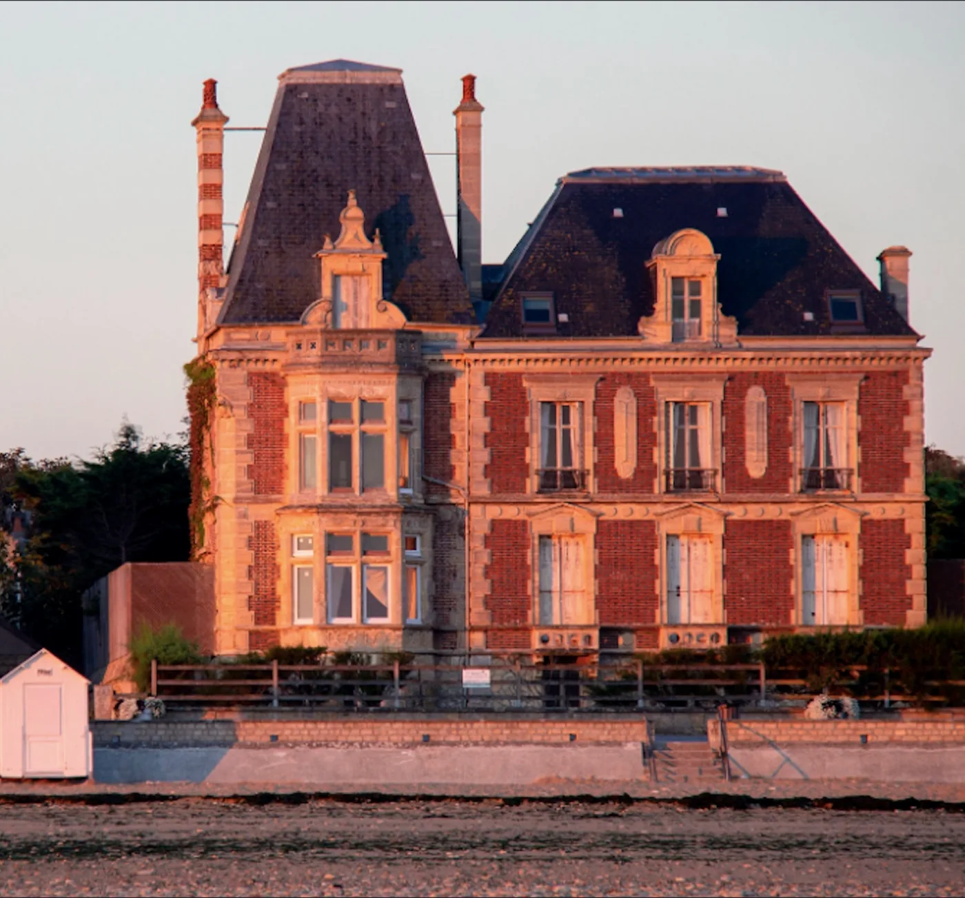 Maison de bord de mer sur la Côte de Nacre